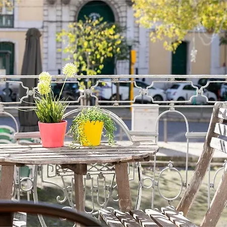 Charming Balcony Flat With Air Conditioner! Apartment Lisbon